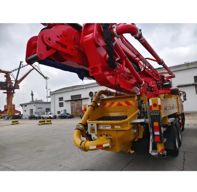 430C-10B Custom Chassis 85km/h Max Speed Construction Pump Vehicle