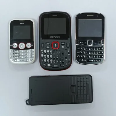 Ultra Slim 4G Multimedia Feature Phone Small Future-Focused with Simple Chinese 5G Large Keypad Screen Folding Mobile System