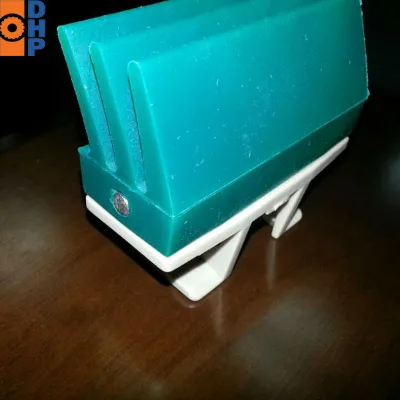 H 1873 Plastic Cup Chain