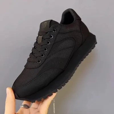 New Tide Men's Soft Soled Shoes Men's Round Head Korean Edition Fashion Retro Running Shoes