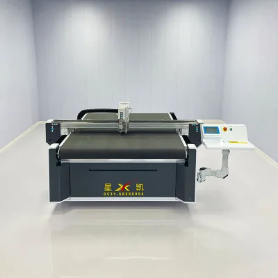 Mini Automatic CNC Cutting Vibrating Knife Carpet Cutting Machine 1625 Fur Wool Features Featuring Core Bearing PLC Motor