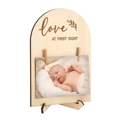 Factory Direct Eco-Friendly Wooden Milestone Baby Commemorative Photo Frame with Die-Cut Design for Newborn Birth Wall Mounting