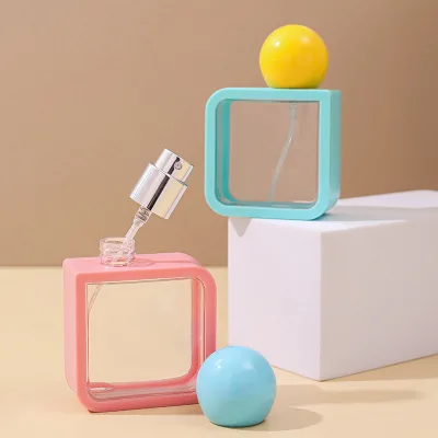 Wholesale 40ml Square PETG Spray Bottle with Spherical Lid Leak Proof Fine Mist Travel Bottle for Alcohol Hand Sanitizer