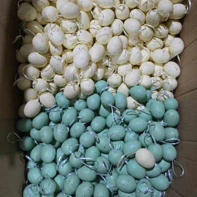 Custom Various Sizes Shape Polyron Material Easter Egg Memory Ball Clips Ball Christmas Holiday Hangers Supermarket Stage Props