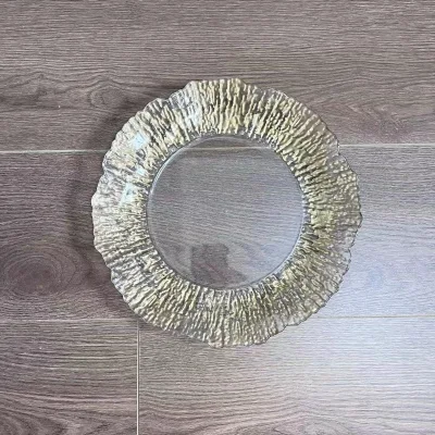 Vintage Light Luxury Retro Design 100pcs Eco-Friendly Durable Plastic Charger Plates for Wedding Hotel Restaurant