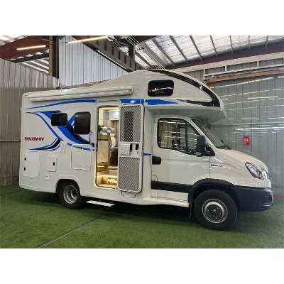 New Design IVECO 4x2 4x4 Fiberglass RV Camper Caravan With Double Expansion