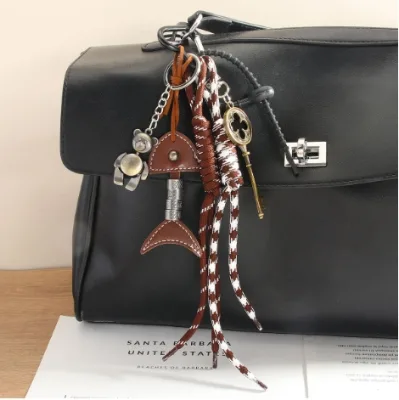 Retro Leather Fishbone Pendant Event Brushed Bear Key Bag Pendant Keychain Ancient Style Creative Pendant