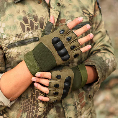 Mens Half-Finger Tactical Gloves Polyester Material Shock-Absorbing Cushioning Non-Slip Camouflage Design for Training