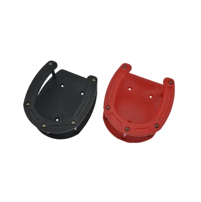 Classic PP Plastic Horseshoe Salt Block Holder For Horse