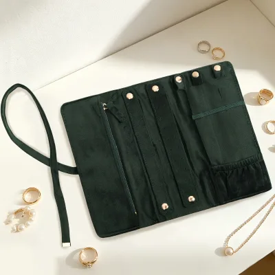 Wholesale Tangle-free Necklace Organizer Foldable Velvet Jewelry Roll for Travel Storage Case for Bridesmaid Gift