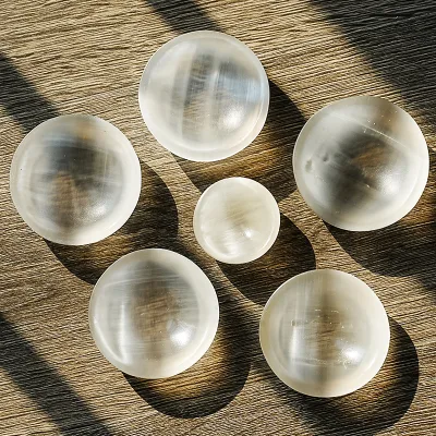 Wholesale Natural Moroccan Selenite Charging Bowl Crystal Healing Gypsum Dish for Crystal Stone Cleansing Meditation Home Decor