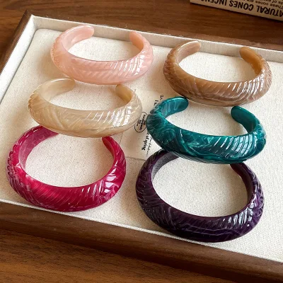 Autumn Winter Hot Sale Dark Series Jewelry Bangle Irregular Texture Colorful Acrylic Open Bracelet Bangles for Women
