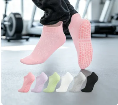 Anti-slip+Gripper+Yoga+Socks+Low+Cut+Ankle+with+Heel+Tab+Barre+Socks+for+Dance+Pilates