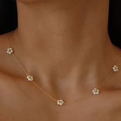 New Cute Daisy Flower Tiny Pearl Choker Beaded Layering Bridal Pearls Clavicle Chain Necklace for Women Gift