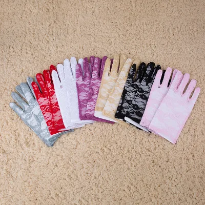 2024 High Quality Wholesale Lace Bridal Gloves for Women Wedding Elegant Ladies Evening Party Dance Short Gloves