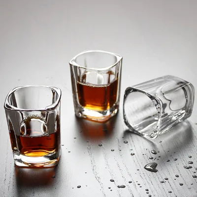 Wholesale Custom 2oz Unique Soda-Lime Glass Shot Glasses Wine Whiskey Small Square Transparent Modern Sublimation Blanks Carton