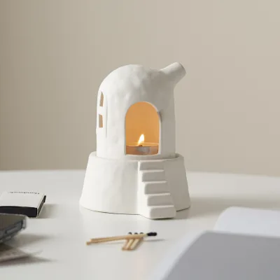 Factory Direct Ceramic House Shaped Candlestick Holder Luxury Handmade Christmas Home Decoration with Lid