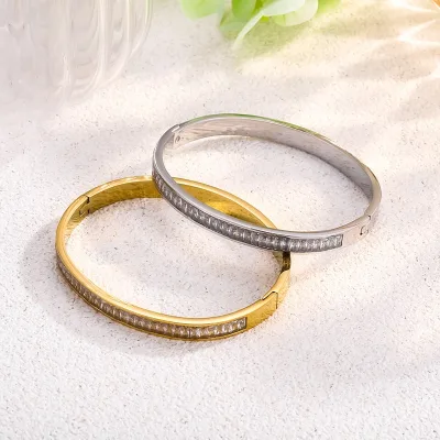 Luxury Fashion Single Row Zircon Star Bracelet for Women Waterproof Stainless Steel Wholesale