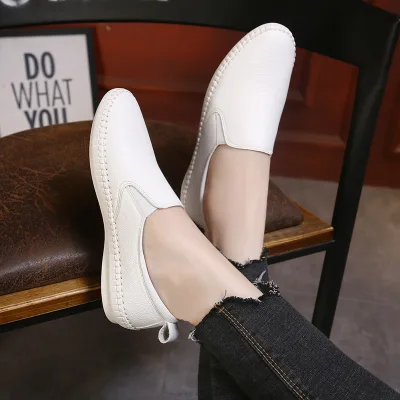 Lightweight Non-Slip Nursing Shoes for Women with Breathable Comfort Support for Hospital and Clinic Duty