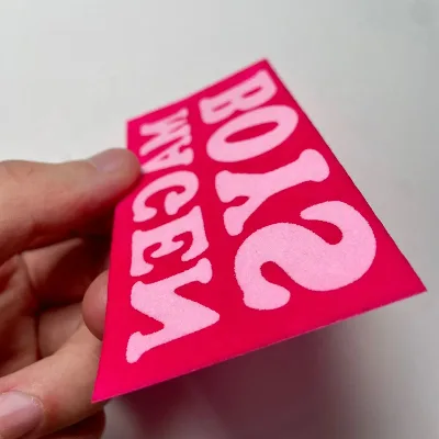 Wholesale Custom Brand Name Flock Heat Transfer Vinyl Stickers High Density 3D Flocked Iron on Patches for Garment Accessories