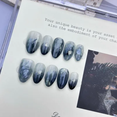 New Style False Nails with Glue Blend Design Style Short Almond Shape Press-on Nails for Finger
