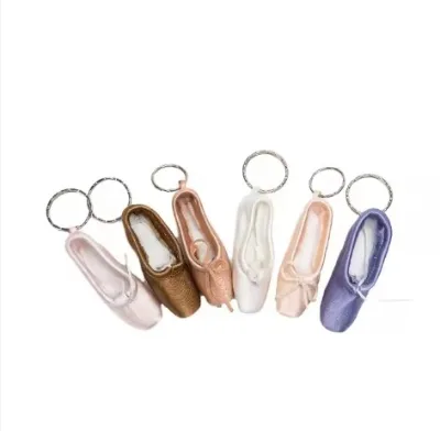 2025 New Mini Pointe Shoe Keyring Unisex Ballet Shoe Keychain Decoration for Bags Wallets