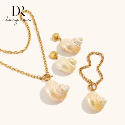 Europe and America Jewelry Set Stainless Steel Plated 18K Gold Natural Conch Necklace Bracelet and Shell Shaped Stud Earring
