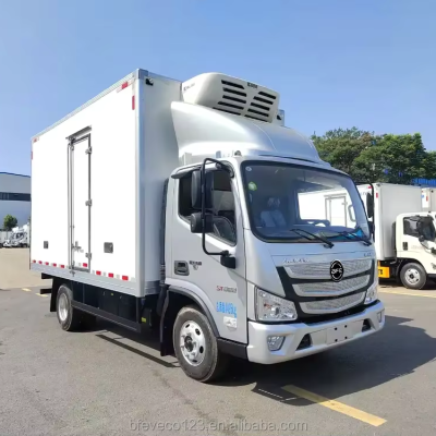 Auto 6T 7.5T Cargo Trucks 4x4 Cargo Box Truck Trailer F2.5L Power Food Refrigerated Logistic Trucks