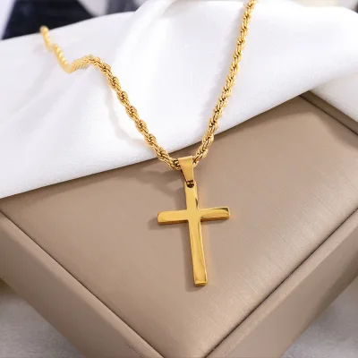 High-End Titanium Steel Cross Necklace for Men Classic Light Luxury Niche Pendant Jewelry Non-Fading