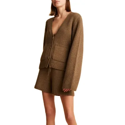 Customized Winter Women's Wear 2-piece Knitting Custom Design Cashmere Knitted Loose Shorts