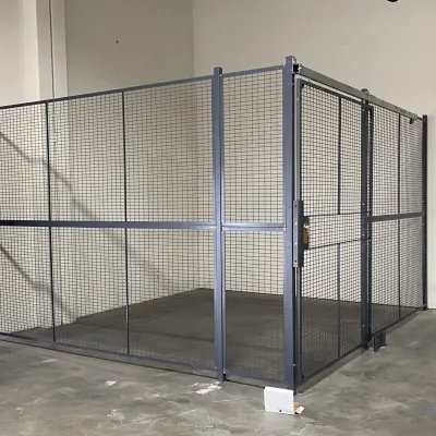 Wire Mesh Cages Industrial Workshop Welded Metal Steel Secure Storage Locker protection Steel Wire Mesh Driver Locker for Server