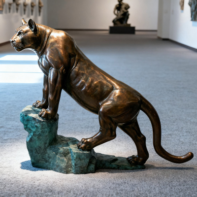 Outdoor Life Size Traditional Religious Antique Feng Shui Wax Lost Bronze Casting Cougar on Stone Statue