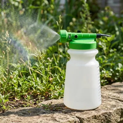 Water-Soluble Hose-End Sprayer, 946ml Tank Spraying Tool with Finger Control for Lawn & Garden