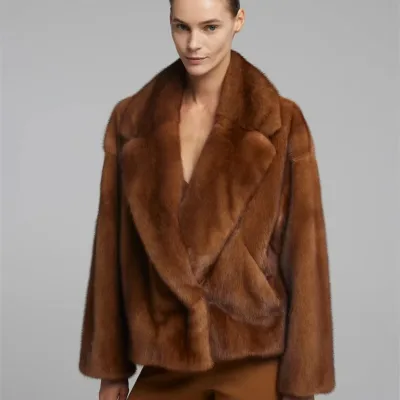 Winter Fluffy Light Brown Mink Coat Women Luxury Warm Thick Mink Coat Made of Full Pelt Natural Brown Color Short Style