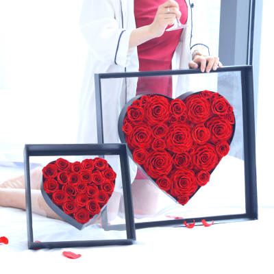 New Arrival Real Preserved Roses Heart Shape Acrylic Box Gift for Valentines Day