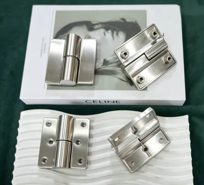 Classic Modern Toilet Cubicle Partition Hardware SUS304 Heavy Duty Self-Closing Hinge for HPL CDF Compact Panel