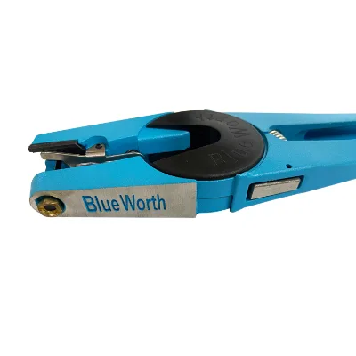 Livestock Usage of Farm Equipment Animal Ear Tag Plier