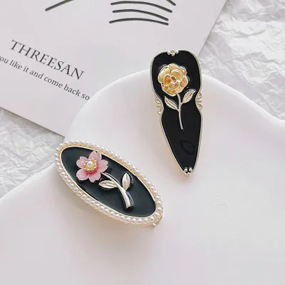 Retro Hair Accessories Exquisite Small Bangs Clip Hairpin Black Rose Flower Duckbill Claw Clip Sweet Style Made of Alloy