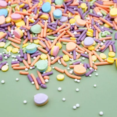 Mini Easter Eggs Press Candy Cake Sprinkles Wholesale Easter Basket Sprinkles Mix Baking Sprinkles for Bakery