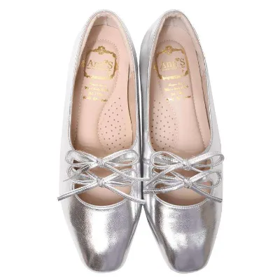Ladies Loafers with Double Bow Decoration Sheepskin Upper Padded Heel Lining Square Toe Elastic Band Closure