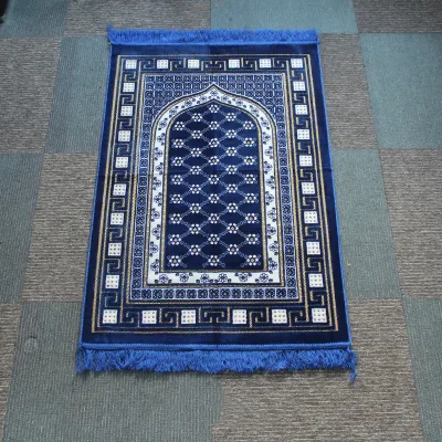 New Design Prayer Carpet Muslim Rugs Islamic Praying Mat