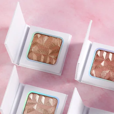 Factory Wholesale Face Palette Highlighter Palette Vegan Highlighter Powder OEM Highlighter
