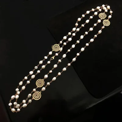 Mosquito Coil Natural AAA Baroque White Freshwater Necklace Women's Autumn Winter Light Luxury Fashion High-end All-match Design