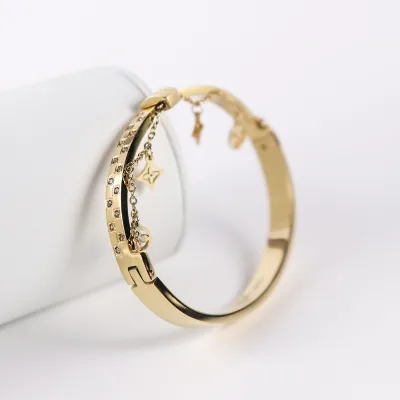 Wholesale Luxury Jewelry Fashion Custom Women Bangle 18K Gold Planted New Designs High Quality Stainless Steel Bracelet