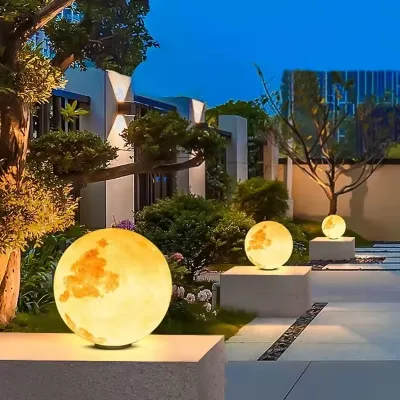 Outdoor Solar Globe Lights Solar Balls for Garden Cracked Glass Ball Solar Lights Outdoor for Patio and Yard Lawn Backyard Decor