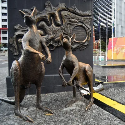 Street Park Bronze Ornaments Hot Sale Factory Custom Life Size Kangaroo Statues