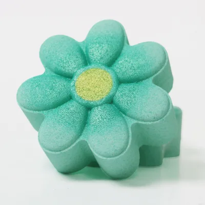 Hot Sale Custom Organic Bath Fizzies Green Flower Lemon Lavender Rose Private Label for Women's Body Care