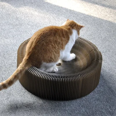 Hot Sale Safety Environmental Foldable Grind the Claws Cat Scratcher