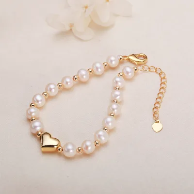 Elegant Minimalist Freshwater Pearl Heart Bracelet with Gift Box for Women Dainty Hand Jewelry Gift
