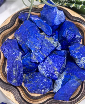 Wholesale Natural Lapis Lazuli Rough Stone Raw Tumbled Chips Natural Mineral Specimen for Reiki Healing Decor DIY Craft Supply
